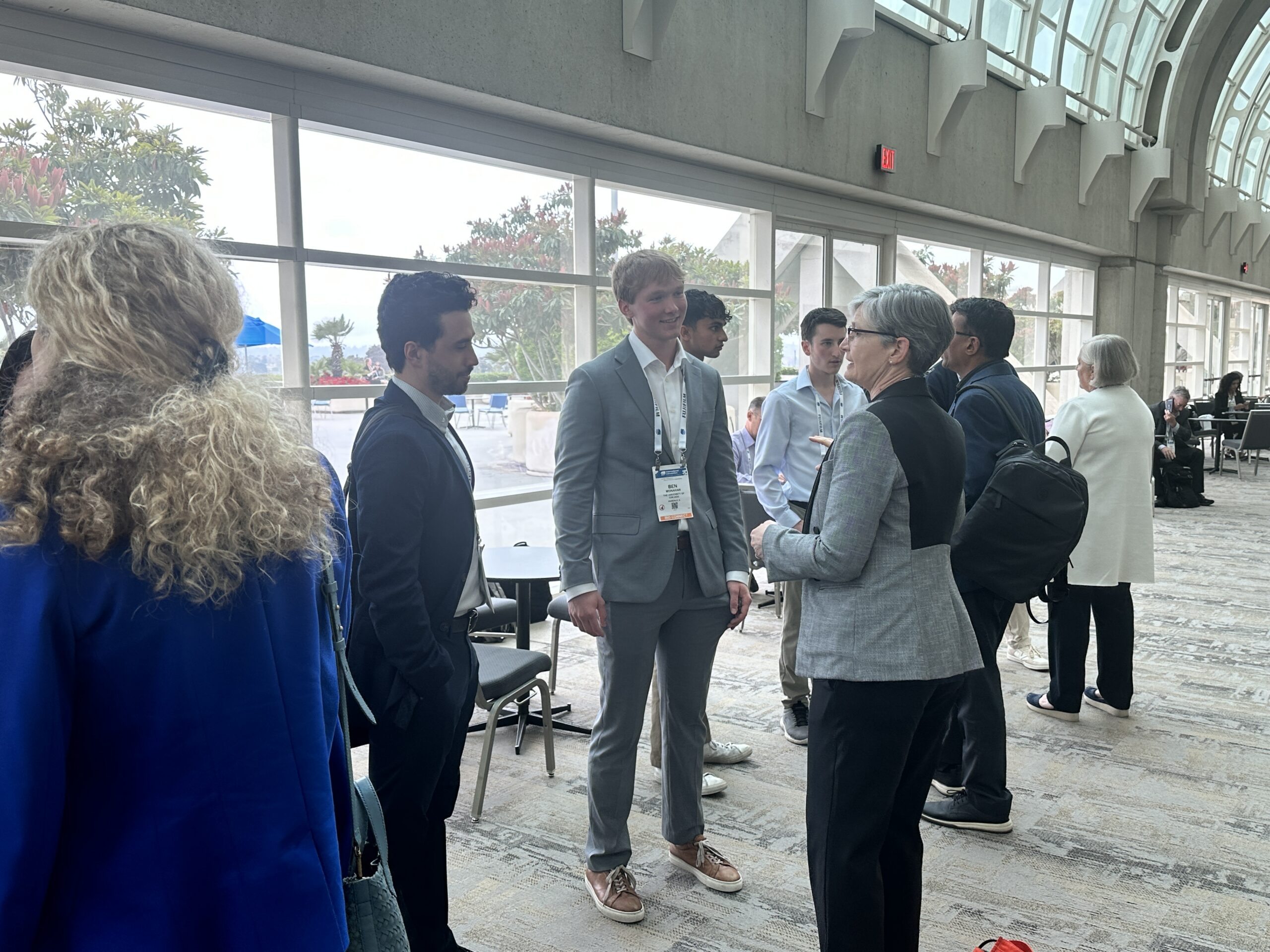 Student speed networking photo 3